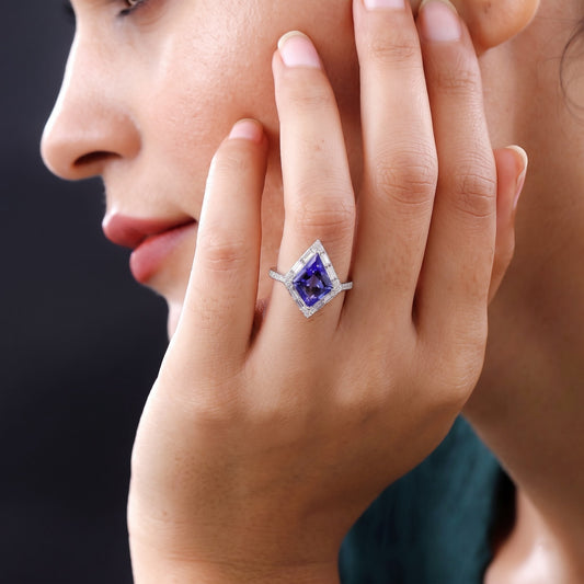 Kite Shape Tanzanite Ring with Diamonds in 18k Gold