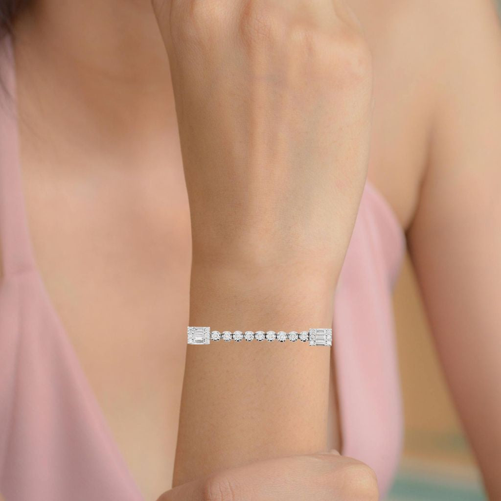 Refined Forever Diamond Bracelet in 18k Gold