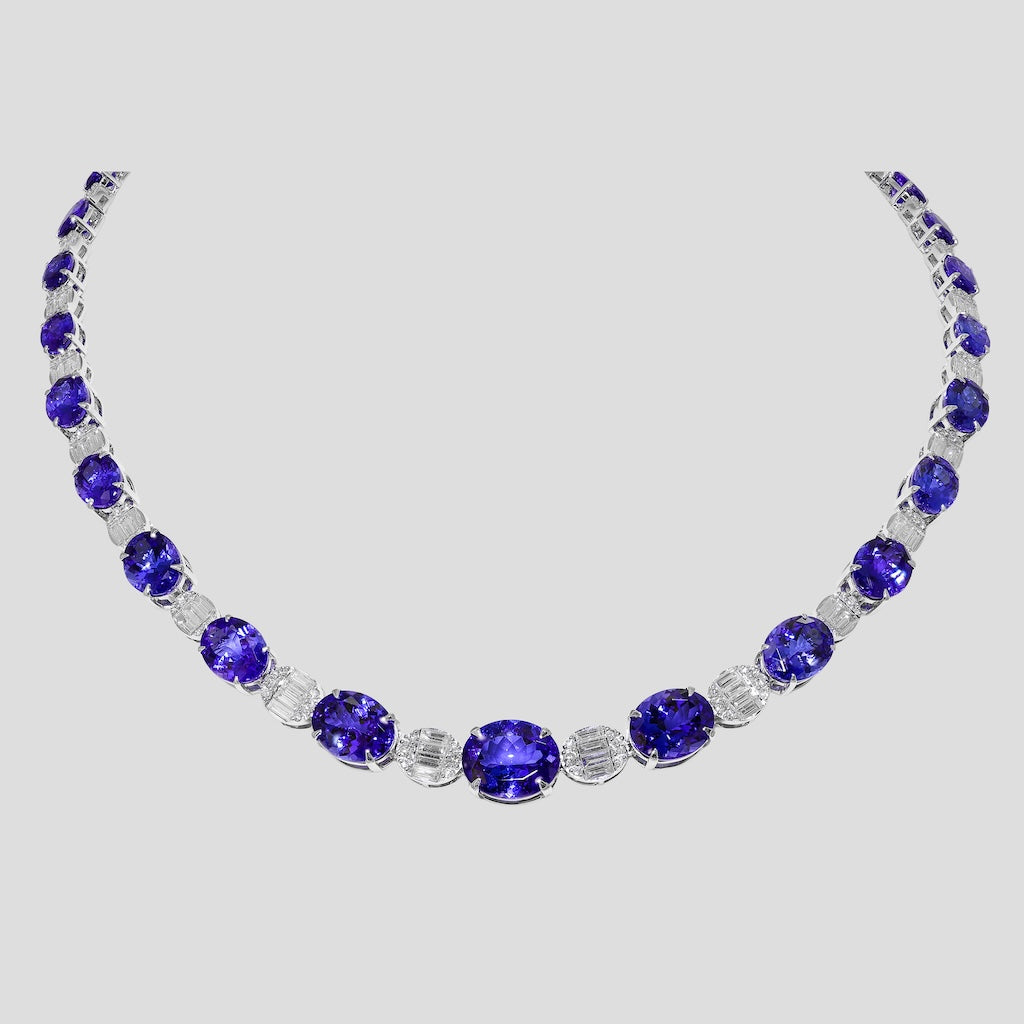 Luxurious Tanzanite & Diamond Choker Necklace in 18k Gold