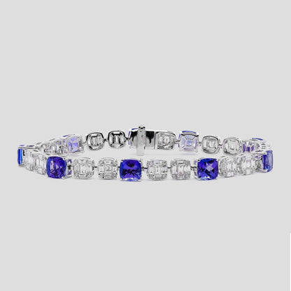 Luxurious Tanzanite & Fancy Diamond Bracelet in 18k Gold