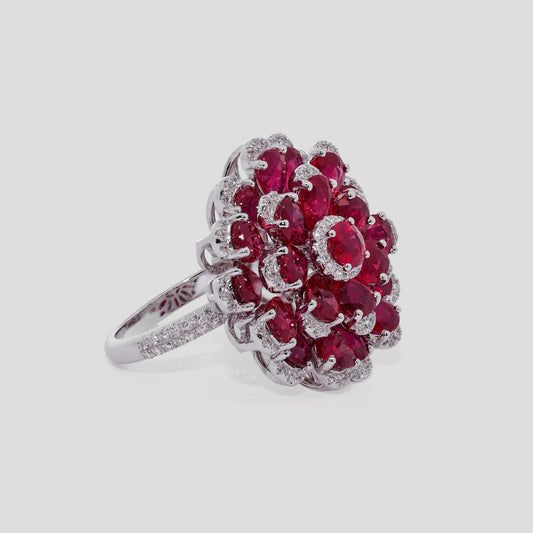 Celebrity Ring in Ruby and Diamonds in 18k Gold