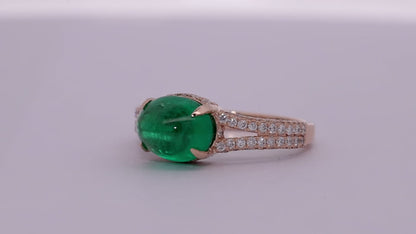Art Deco Emerald Cabochon Ring with Diamond in 18k Gold